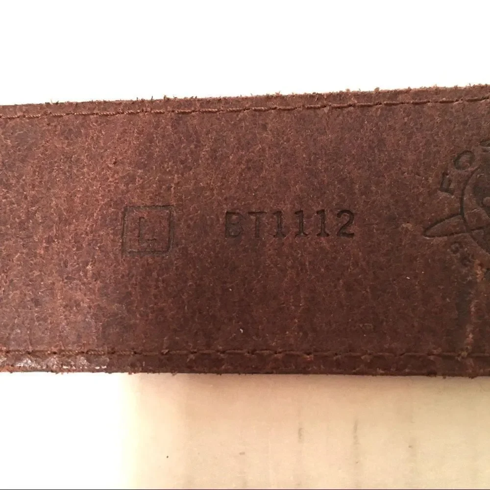 Fossil leather silver